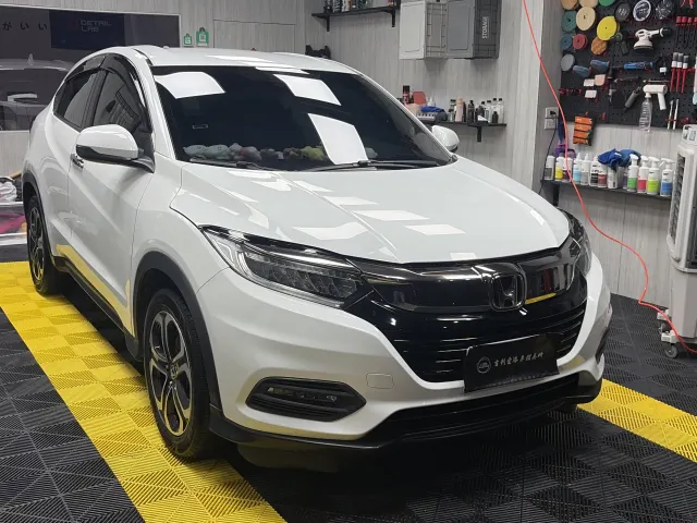 Honda HR-V ｜宜蘭汽車美容案例 封體維護&前檔鍍膜（除油墨）